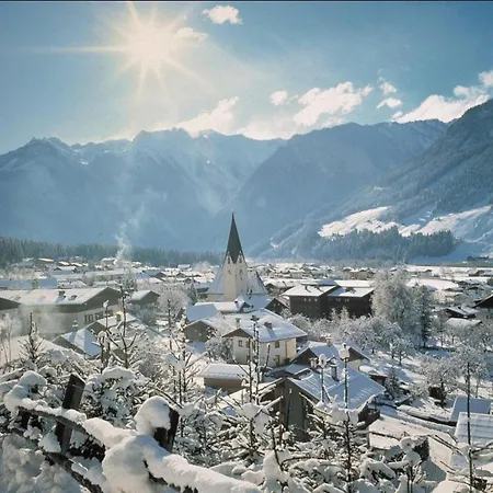 Nyaraló Am Sonnenhang 4 Neukirchen am Großvenediger